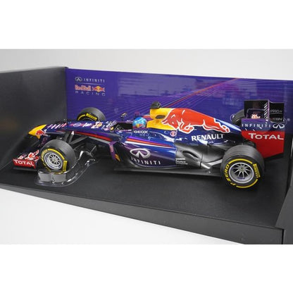 1:18 MINICHAMPS 110130001 Infiniti Red Bull Racing RB9 2013 #1 S.Vettel model car