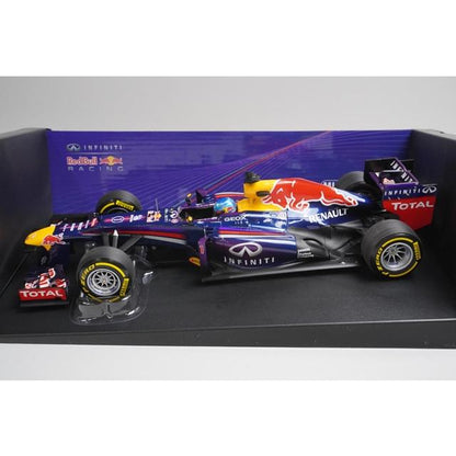 1:18 MINICHAMPS 110130001 Infiniti Red Bull Racing RB9 2013 #1 S.Vettel model car