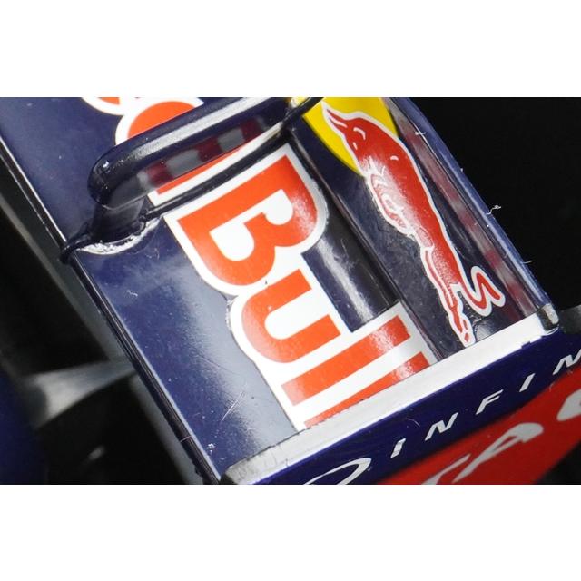 1:18 MINICHAMPS 113120171 Red Bull Racing Show Car 2012 #1 S.Vettel model car