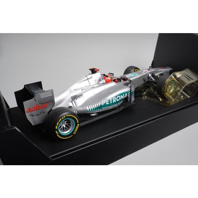 1:18 MINICHAMPS 110120077 Mercedes-AMG Petronas F1 Team Show Car 2012 #7 model car