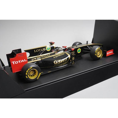 1:18 MINICHAMPS 150110079 Lotus Renault GP Show Car 2011 #9 N. Heidfeld model car