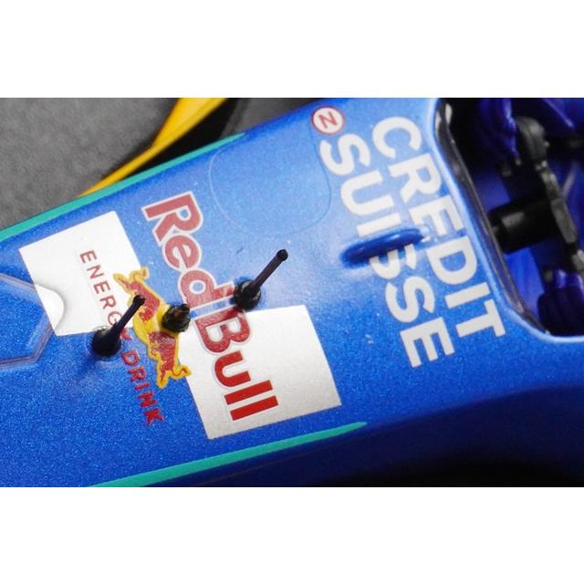 1:18 MINICHAMPS 100040012 Sauber Petronas C23 #12 F. Massa model car