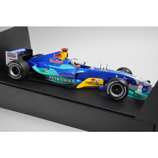 1:18 MINICHAMPS 100040011 Sauber Petronas C23 #11 G. Fisichella model car