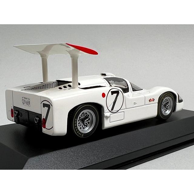 1:43 MINICHAMPS 430671407 Chaparral 2F Le Mans 24 Hours 1967 #7 Hill model car