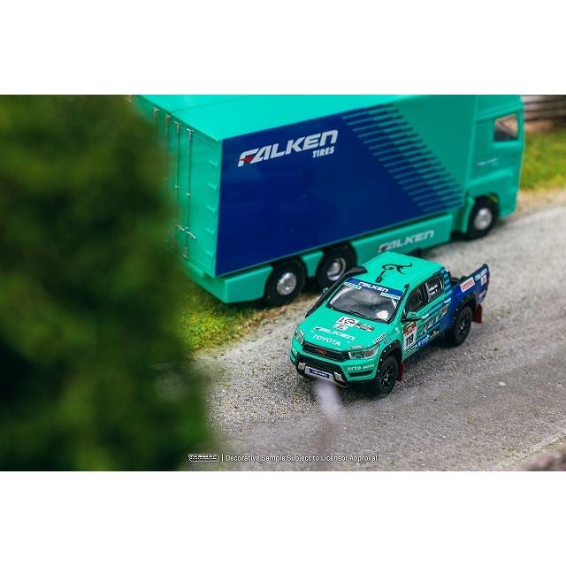 T64-041-FAL Tarmac Works 1:64 Toyota Hilux AXCR 2017