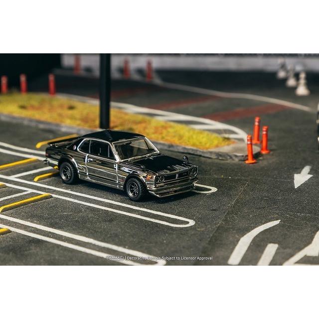 T64G-043-SC Tarmac Works 1:64 Nissan Skyline HT 2000GT-R Silver Chrome Special Edition