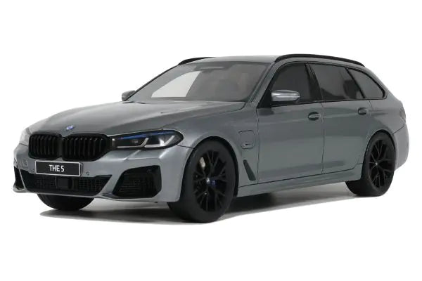 [ Back-order ] GT SPIRIT GTS485 1:18 BMW 530E xDrive M Sport 2023 Gray model car