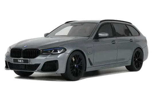[ Back-order ] GT SPIRIT GTS485 1:18 BMW 530E xDrive M Sport 2023 Gray model car