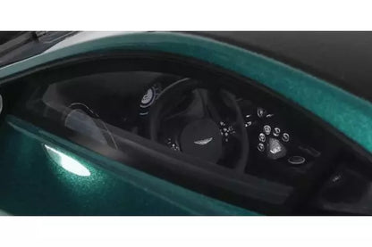[ Back-order ] GT SPIRIT GTS922 1:18 Aston Martin V12 Vantage 2023 Green model car