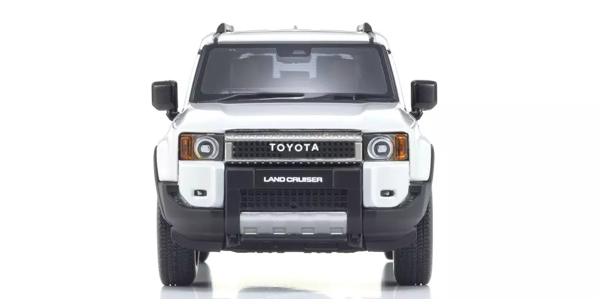 [ Back-order ] KYOSHO KS03927PW1 1:43 Toyota Land Cruiser 250 First Platinum White Pearl Mica model car