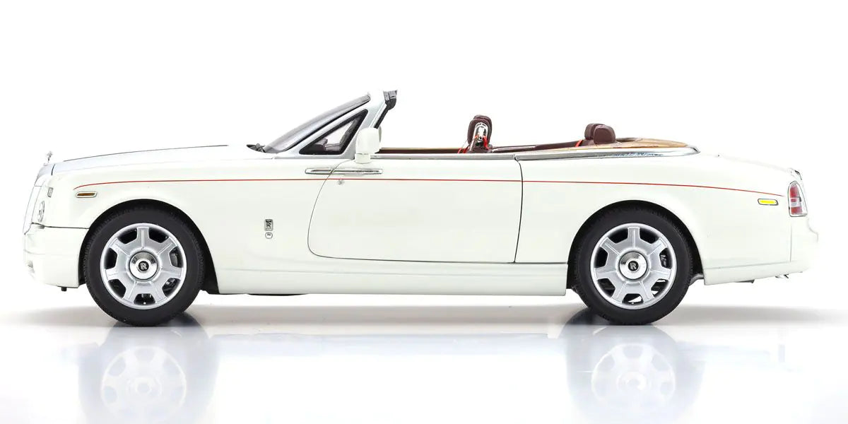 [ Back-order ] KYOSHO KS08871EW2 1:18 Rolls-Royce Phantom Drophead E. White model car