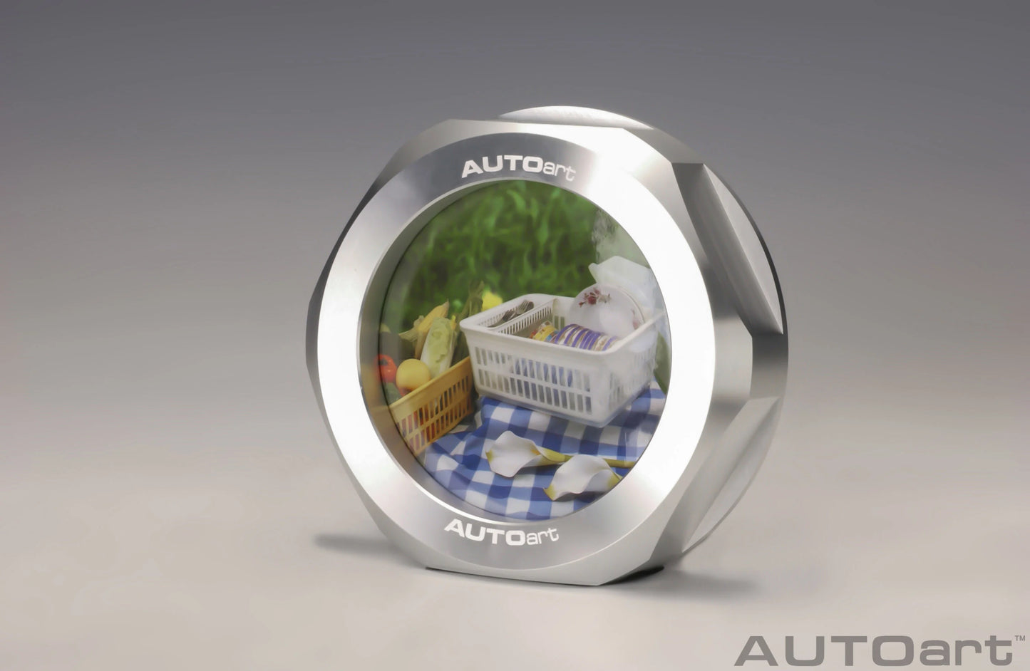 [ Back-order ] AUTOart 45501 Center lock nut photo frame aluminum