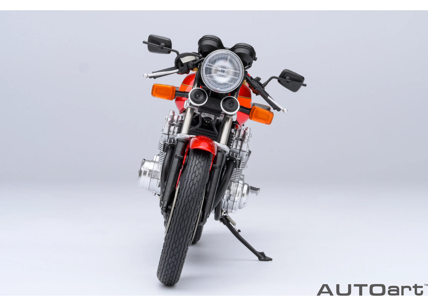 [ Back-order ] AUTOart 12561 1:12 F12 Honda CB750F Bari Bari Legend Koma Gun helmet included Motorcycle Model