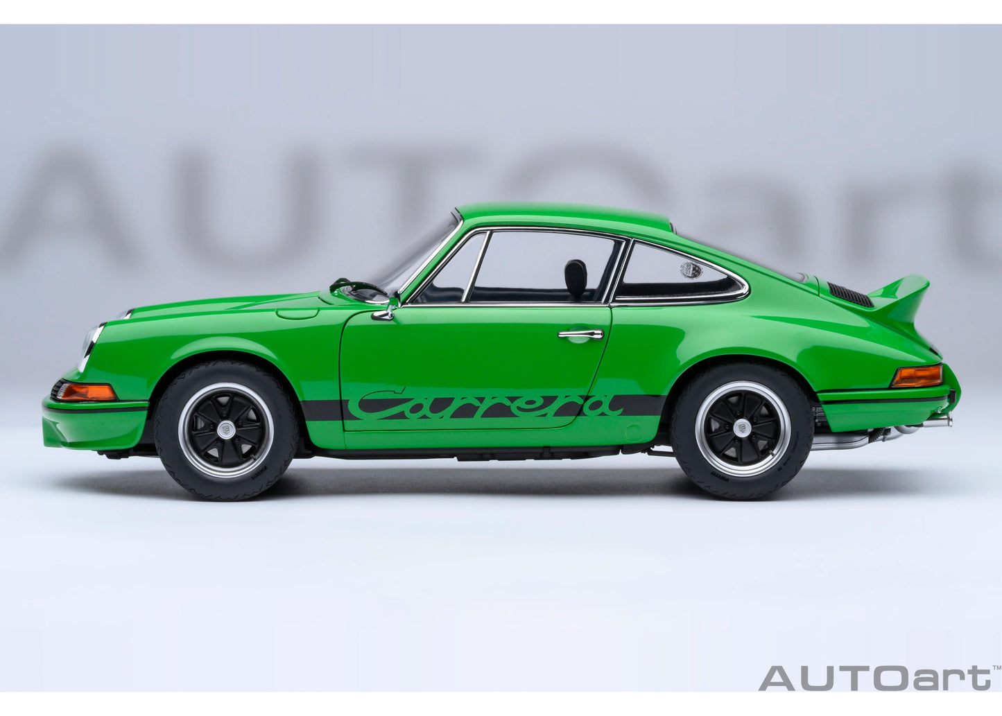 [ Back-order ] 78034 AUTOart 1:18 Porsche 911 Carrera 2.7 RS Viper Green Black Stripes model car