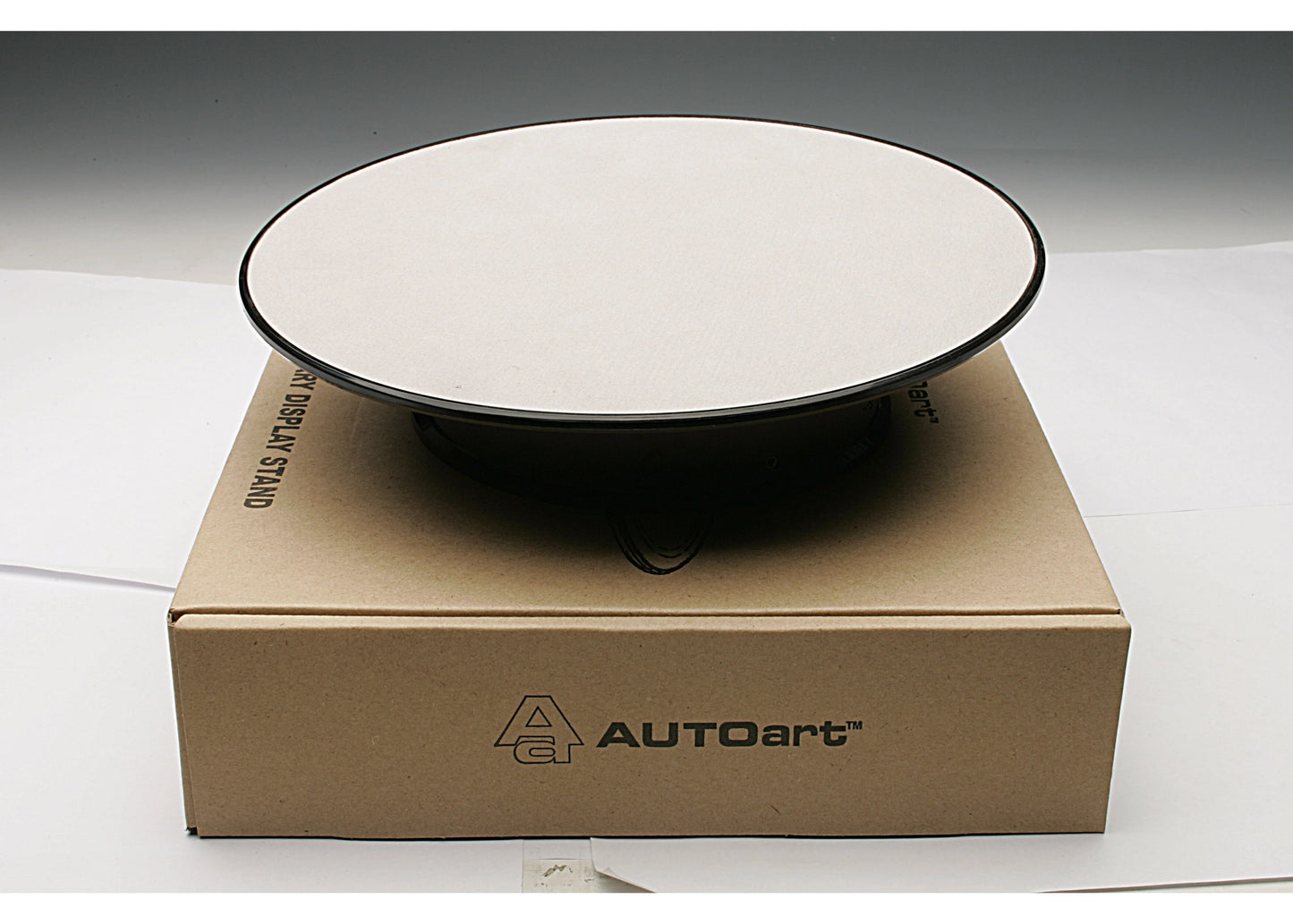 [ Back-order ] AUTOart 98015 Rotary Display Stand Medium 25.5cm diameter Silver