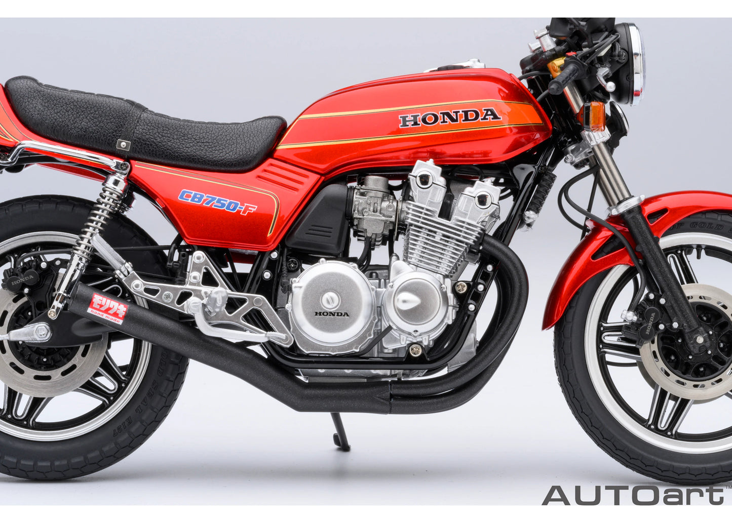 [ Back-order ] AUTOart 12561 1:12 F12 Honda CB750F Bari Bari Legend Koma Gun helmet included Motorcycle Model