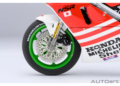 [ Back-order ] AUTOart 12566 1:12 Honda NSR500 WGP500 #56 Bari Bari Legend Koma Gun helmet included Motorcycle Model