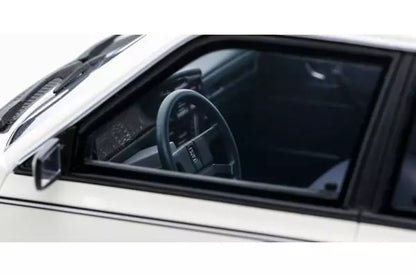 [ Back-order ] OttO OTM1108 1:18 Peugeot 505 V6 1989 White model car