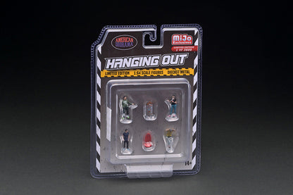 [ Back-order ]  Tarmac Works AD-76514MJ 1:64 Figure Set - HANGING OUT