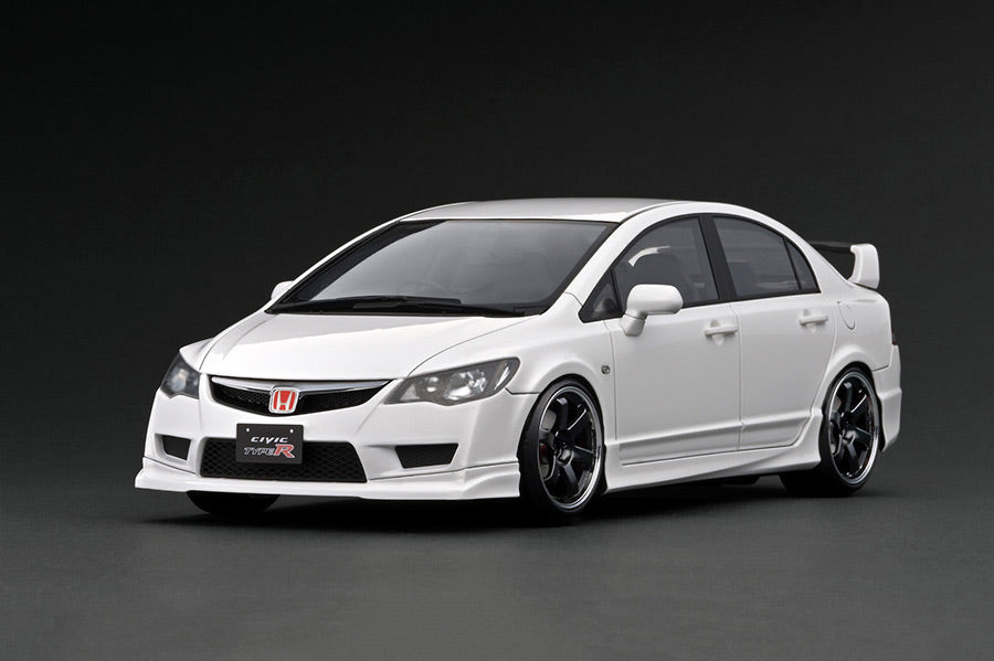 IG2826 ignition model 1:18 Honda Civic (FD2) Type R White Resin