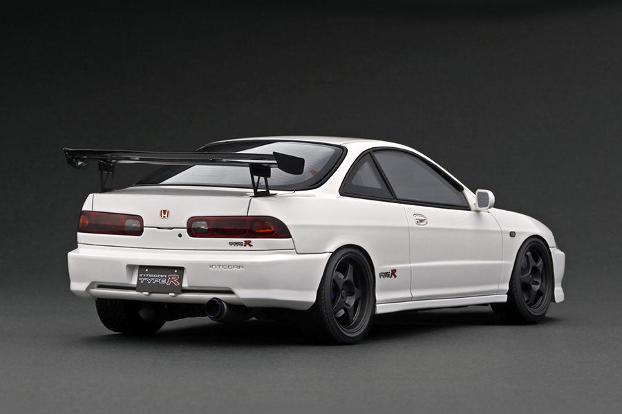 [ Back-order ] ignition model IG3054 1:18 Honda INTEGRA (DC2) TYPE R White model car