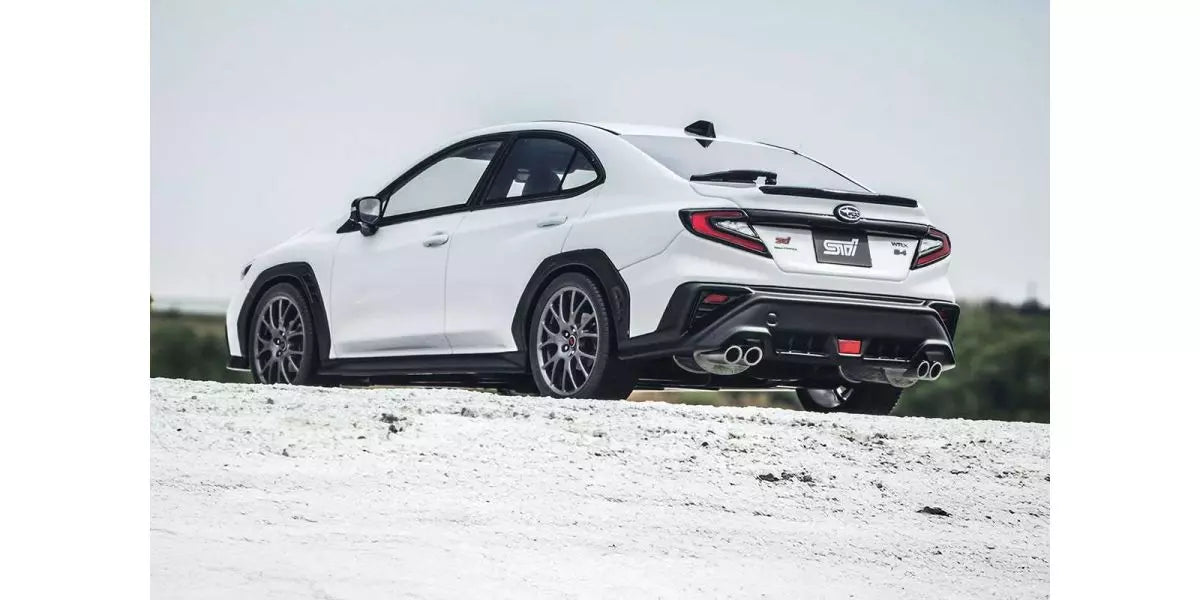 [ Back-order ] KYOSHO KSR18063W 1:18 Subaru WRX S4 STI Sport # White model car