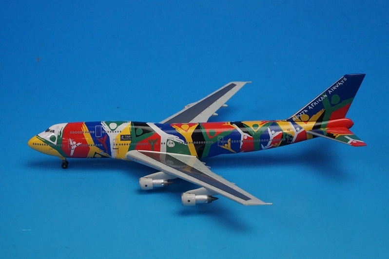 1:400 B747-312 South African Airways Zdizani ZS-SAJ 55400 Dragon airplane model