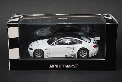 1:43 MINICHAMPS 400092900 BMW M3 GT2 Street 2009 white