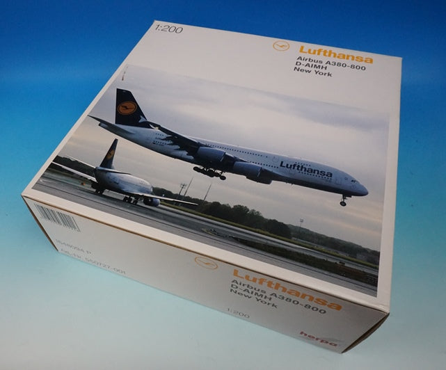 1:200 A380-800 Lufthansa New York D-AIMH 550727-001 Herpa airplane model