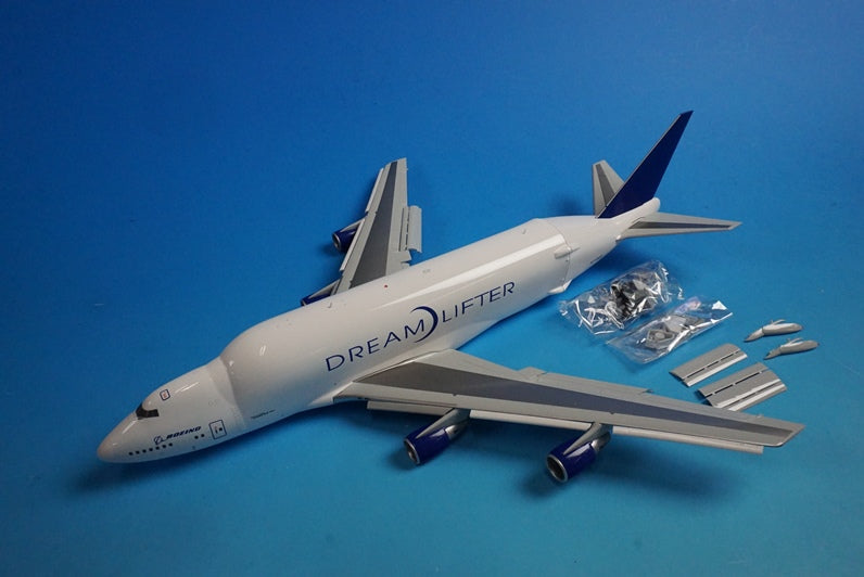 1:200 B747-400LCF Dreamlifter N718BA Open/close selection type G2BOE1003F Gemini