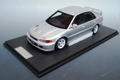 19C02-07 onemodel 1:18 Mitsubishi Lancer EVO II Queen Silver