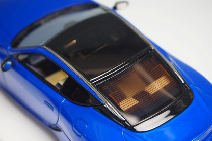 EM560A MakeUp EIDOLON 1:43 Lexus LC500 "Structural Blue" 2018 Blue Moment Interior