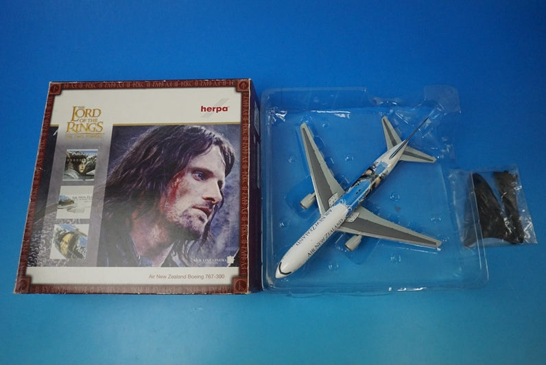 1:200 B767-300 New Zealand Lord of the Rings Aragorn ZK-NCG 550772 Herpa