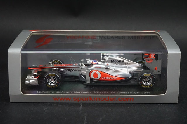 1:43 SPARK S3023 Vodafone McLaren Mercedes MP4-26 Chinese GP 2011#4 J.Button