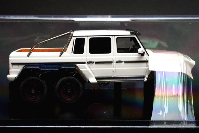 1:43 SPARK S1069 Mercedes Benz G63 AMG 6x6 White