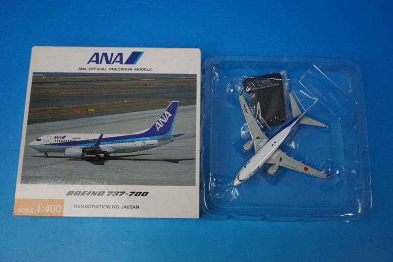 1:400 B737-700 ANA JA03AN NH40030 ANA