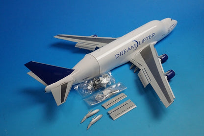 1:200 B747-400LCF Dreamlifter N718BA Open/close selection type G2BOE1003F Gemini