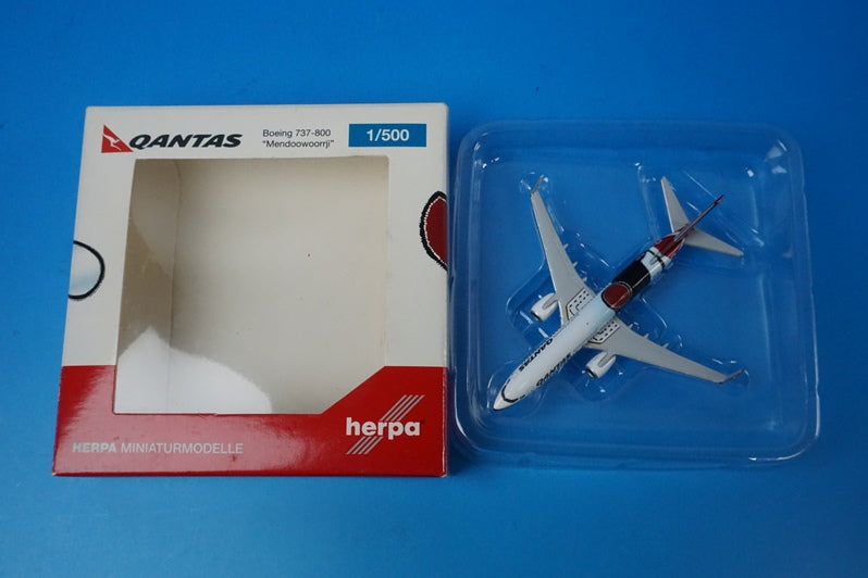 1:500 B737-800 Qantas Mendoowoorrji VH-XZJ 526418 Herpa