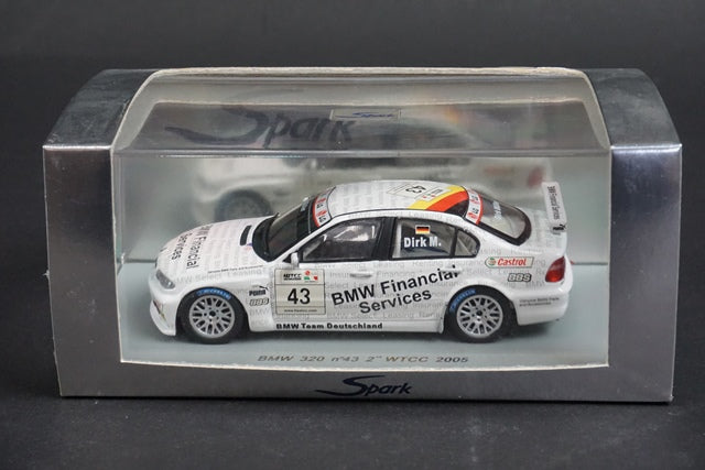 1:43 SPARK S0428 BMW 320 WTCC 2005 #43 D.Mueller model car