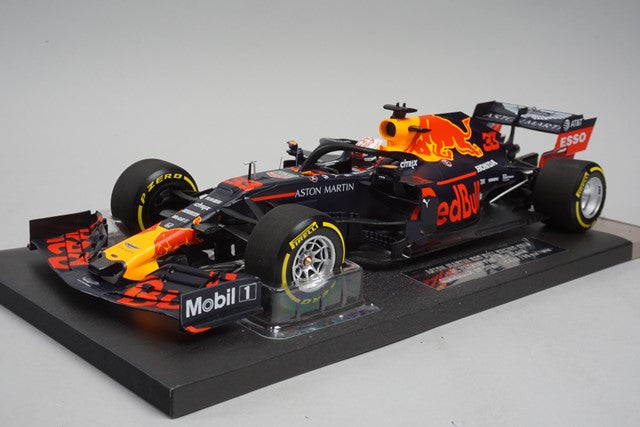 1:18 MINICHAMPS 113190133 Aston Martin Red Bull Racing RB15 Australia GP 2019 M.Verstappen