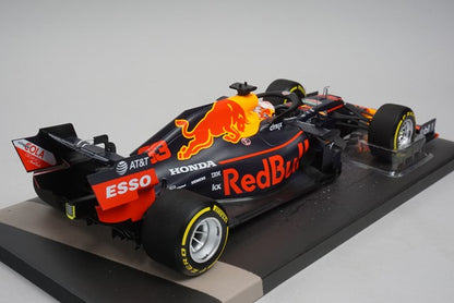 1:18 MINICHAMPS 113190133 Aston Martin Red Bull Racing RB15 Australia GP 2019 M.Verstappen