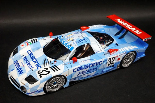 1:18 AUTOart 89876 Nissan R390 GT1 1998 Le Mans 24 Hours 3rd Overall  #32  Kazuyoshi Hoshino/Aguri Suzuki/Masahiko Kageyama