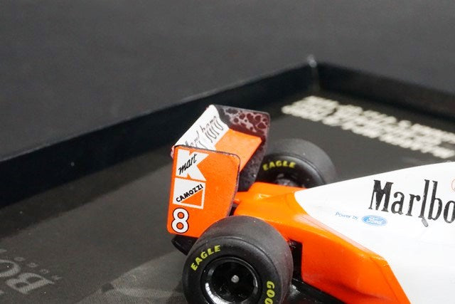 1:43 MINICHAMPS 540414341 McLaren MP4/8 Ford Australia GP 1993 #8 41st GP winner A.Senna Celebration Gift Box Marlboro