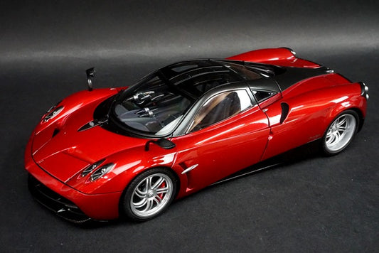 1:18 AUTOart 78268 Pagani Huayra Red model car