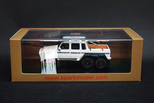 1:43 SPARK S1069 Mercedes Benz G63 AMG 6x6 White