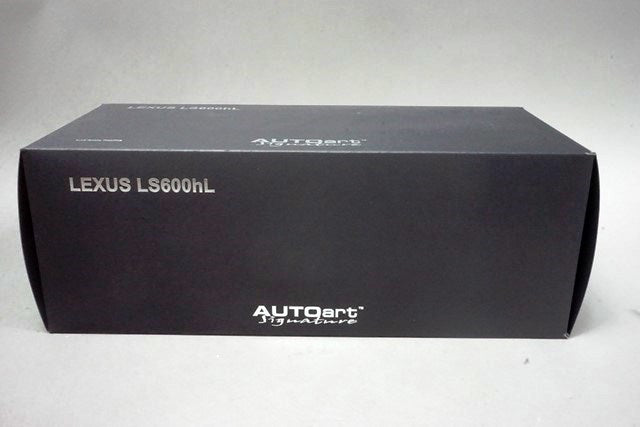 1:18 AUTOart 78841 Lexus LS600hL Sonic Silver