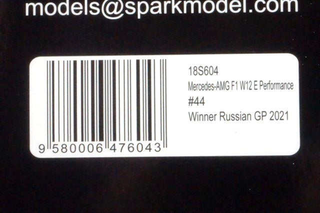 1:18 SPARK 18S604 Mercedes AMG F1 W12 Performance Russian GP 2021 Winner #44 L.Hamilton