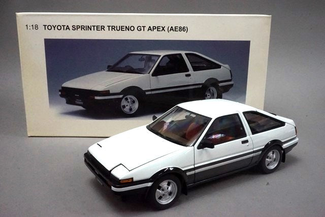 1:18 AUTOart 78791 Toyota Sprinter Trueno GT APEX AE86 White