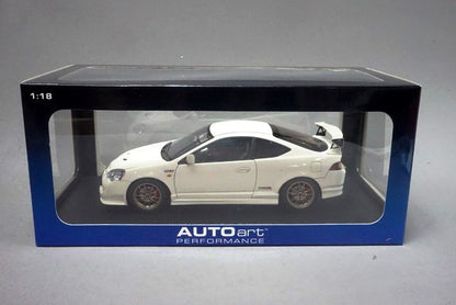 1:18 AUTOart 73251 Honda Integra Type R Infinity Version 2001 White