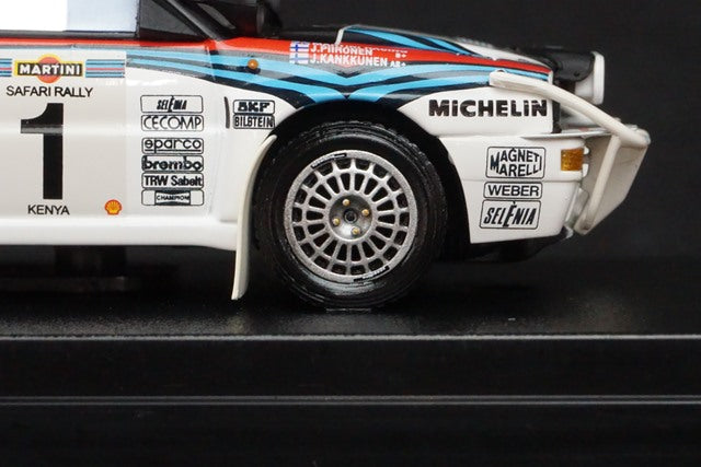 1:43 HPI 8180 Lancia Delta HF Integrale Safari Rally 1992 #1 MARTINI